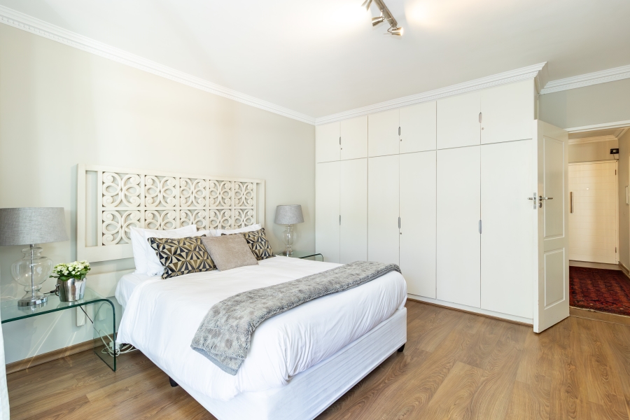 2 Bedroom Property for Sale in Mouille Point Western Cape